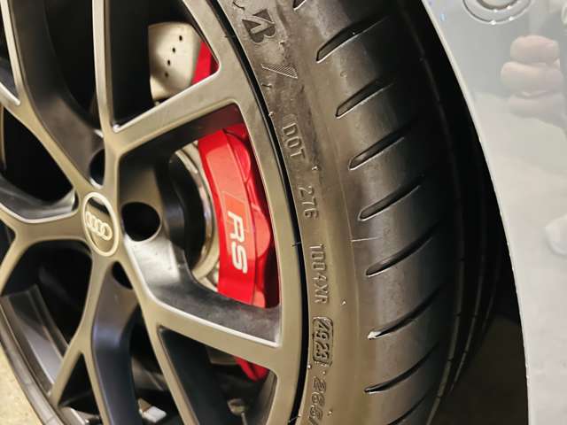 アウディ ＲＳ３　スポーツバック ２．５ ４ＷＤ R6年 (東海) 99