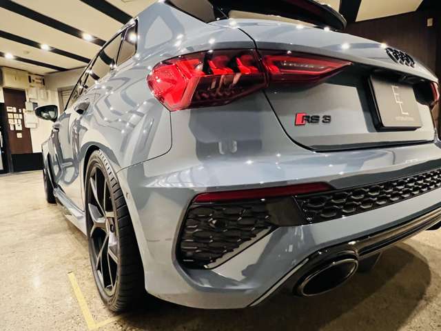アウディ ＲＳ３　スポーツバック ２．５ ４ＷＤ R6年 (東海) 99