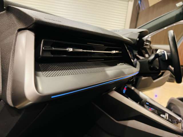 アウディ ＲＳ３　スポーツバック ２．５ ４ＷＤ R6年 (東海) 99