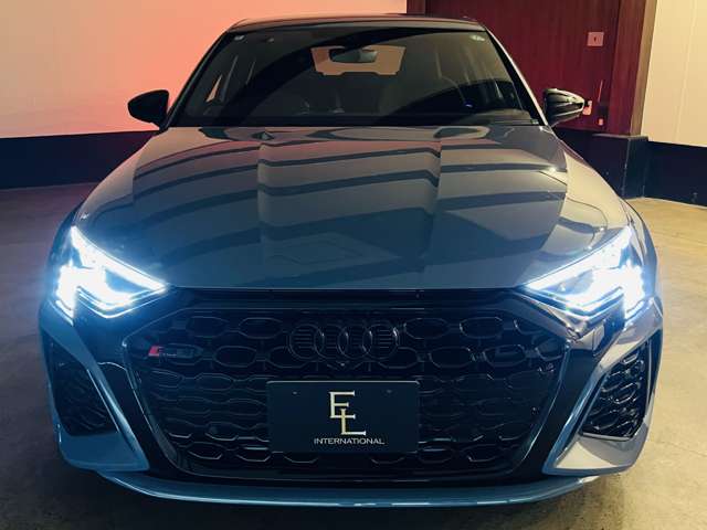 アウディ ＲＳ３　スポーツバック ２．５ ４ＷＤ R6年 (東海) 99