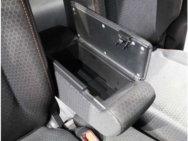 スズキ スペーシア ６６０ ギア ハイブリッド ＸＺ R1年 (関東) 99