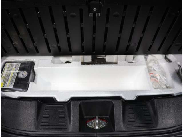 スズキ スペーシア ６６０ ギア ハイブリッド ＸＺ R1年 (関東) 99