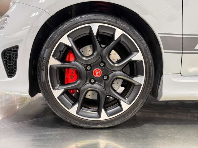 アバルト ５９５ コンペティツィオーネ R1年 (関東) 99