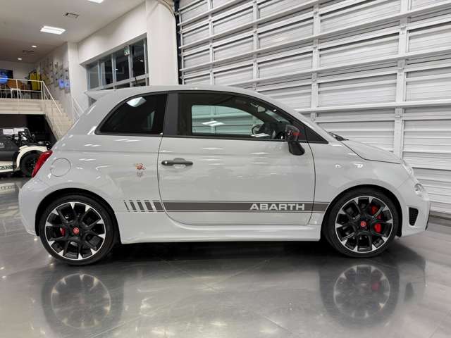 アバルト ５９５ コンペティツィオーネ R1年 (関東) 99