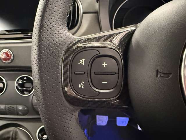 アバルト ５９５ コンペティツィオーネ R1年 (関東) 99