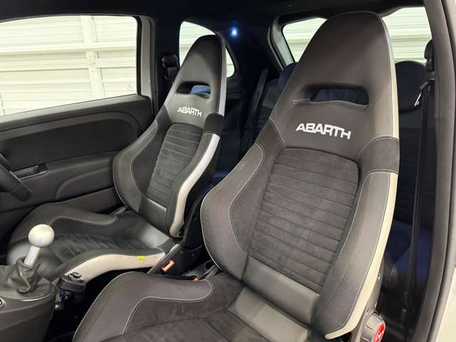 アバルト ５９５ コンペティツィオーネ R1年 (関東) 99