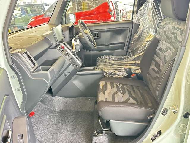 ダイハツ タフト ６６０ Ｇ ダーククロム ベンチャー R7年 (東海) 99