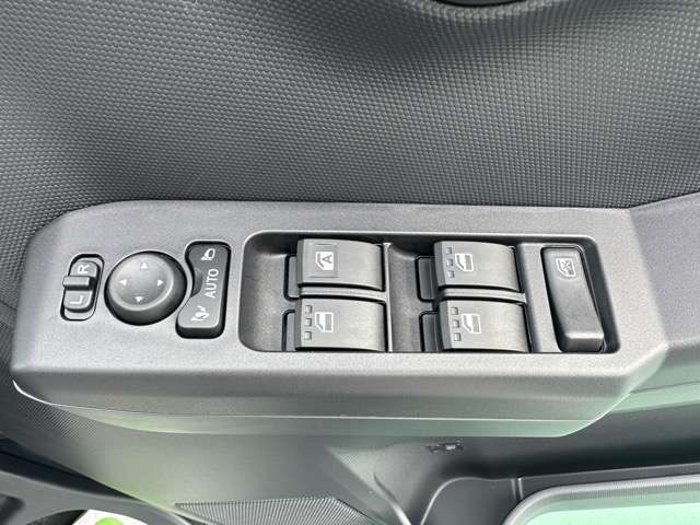 ダイハツ タフト ６６０ Ｇ ダーククロム ベンチャー R7年 (東海) 99