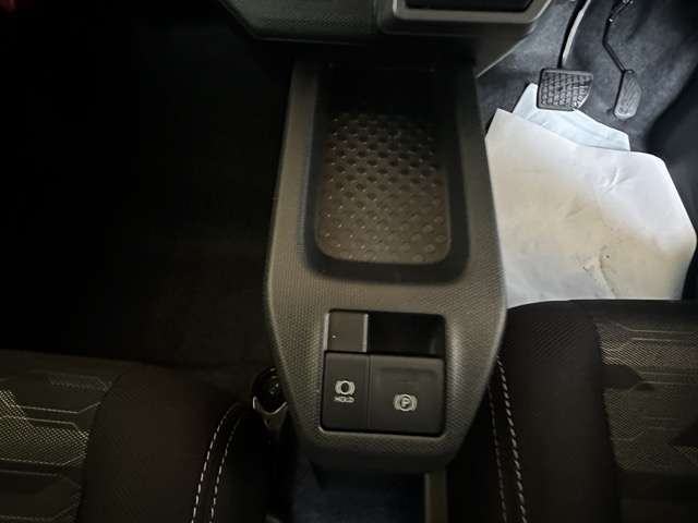 ダイハツ タフト ６６０ Ｇターボ ダーククロム ベンチャー R7年 (東海) 99