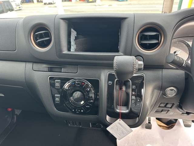 日産 キャラバンバン ２．４ ＡＵＴＥＣＨ ライン プラス ロングボディ ディーゼルターボ ４ＷＤ R7年 (東海) 99