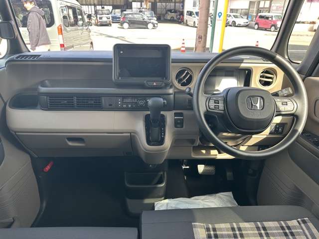 ホンダ Ｎ　ＢＯＸ ジョイ ６６０ モノトーン R7年 (東海) 99