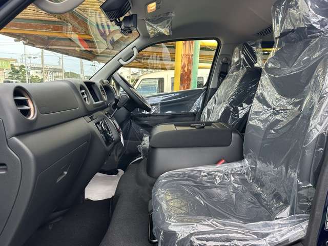 日産 キャラバンバン ２．４ ＡＵＴＥＣＨ ライン プラス ロングボディ ディーゼルターボ ４ＷＤ R7年 (東海) 99