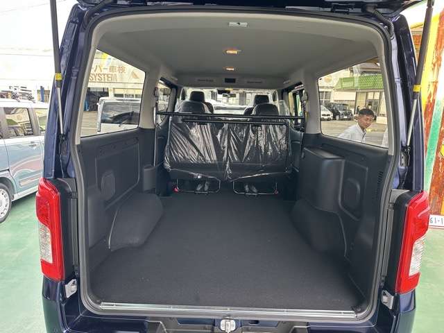 日産 キャラバンバン ２．４ ＡＵＴＥＣＨ ライン プラス ロングボディ ディーゼルターボ ４ＷＤ R7年 (東海) 99