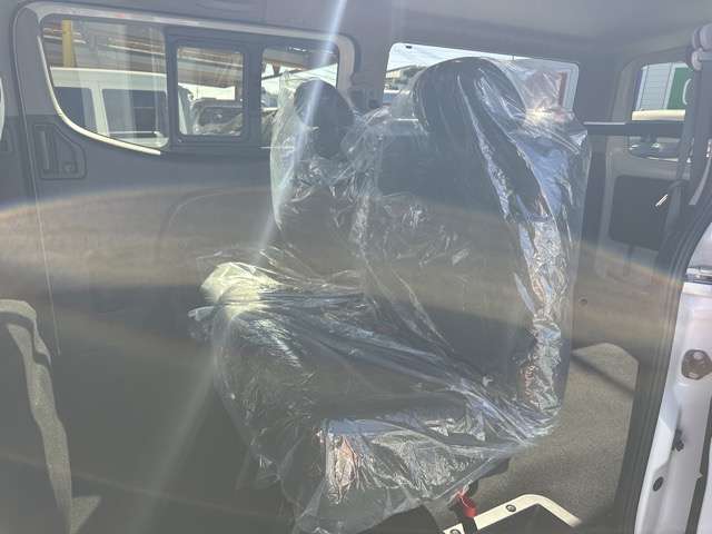 日産 キャラバンバン ２．４ ＡＵＴＥＣＨ ライン プラス ロングボディ ディーゼルターボ ４ＷＤ R7年 (東海) 99