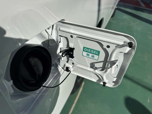 日産 キャラバンバン ２．４ ＡＵＴＥＣＨ ライン プラス ロングボディ ディーゼルターボ ４ＷＤ R7年 (東海) 99