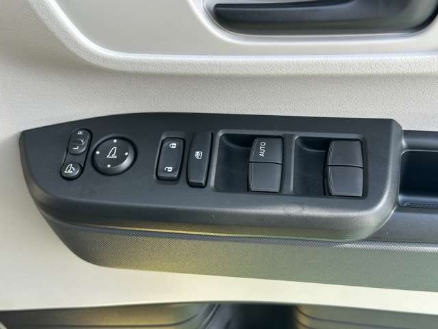 ホンダ Ｎ　ＢＯＸ ６６０ ファッションスタイル R6年 (東海) 99