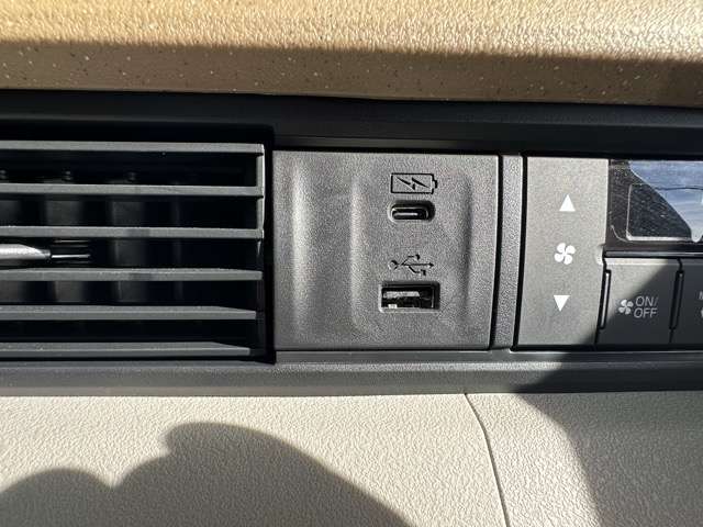 ホンダ Ｎ　ＢＯＸ ６６０ ファッションスタイル R6年 (東海) 99