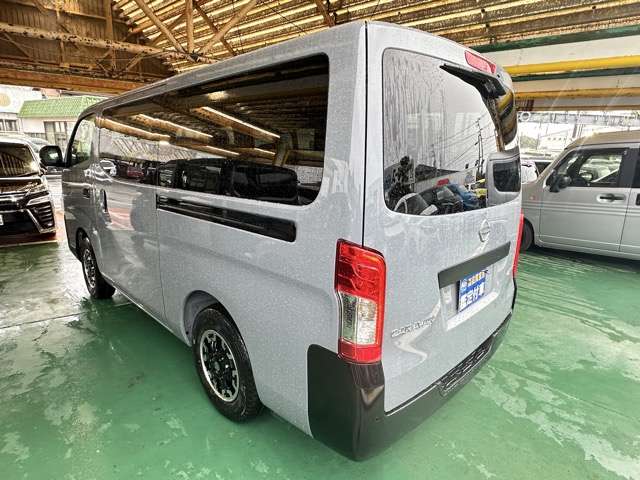 日産 キャラバンバン ２．４ ＡＵＴＥＣＨ ライン プラス ブラックパッケージ ロングボディ ディーゼルターボ ４ＷＤ R7年 (東海) 99