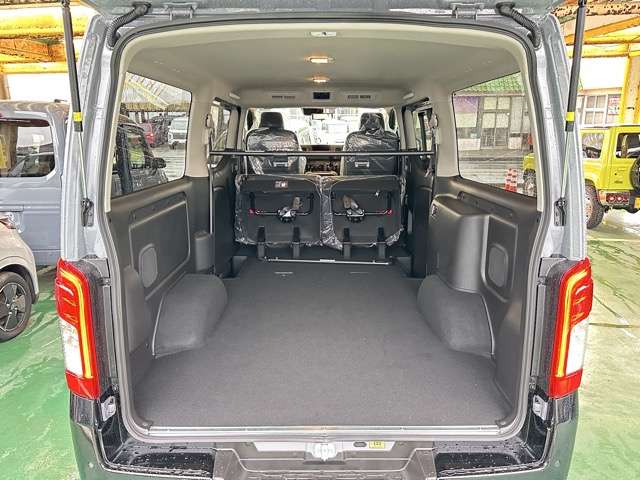 日産 キャラバンバン ２．４ ＡＵＴＥＣＨ ライン プラス ブラックパッケージ ロングボディ ディーゼルターボ ４ＷＤ R7年 (東海) 99