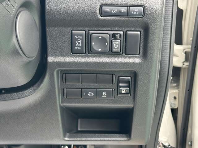 日産 キャラバンバン ２．４ グランド プレミアムＧＸ プロスタイル ロングボディ ディーゼルターボ ４ＷＤ R7年 (東海) 99