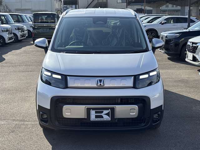 ホンダ フリード　ハイブリッド １．５ Ｅ：ＨＥＶ クロスター R7年 (近畿) 99