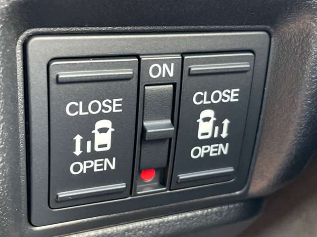 ホンダ Ｎ　ＢＯＸ カスタム ６６０ コーディネートスタイル ２トーン R6年 (近畿) 99