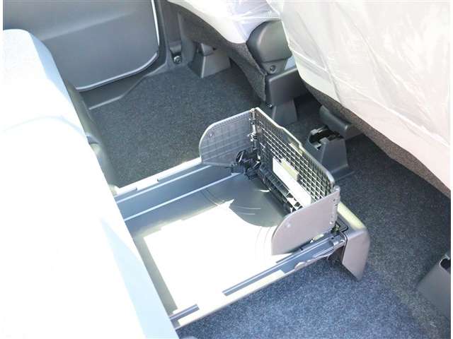 ダイハツ ムーヴ　キャンバス ６６０ ストライプス Ｇ R7年 (関東) 99