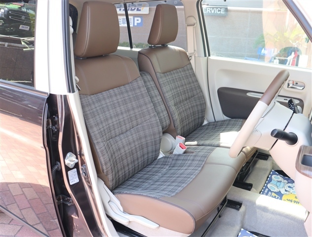 スズキ アルトラパン　ＬＣ ＬＣ ６６０ Ｘ R4年 (関東) 99