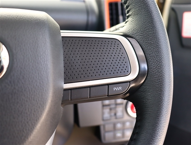 ダイハツ タント ６６０ ファンクロスターボ R4年 (関東) 99