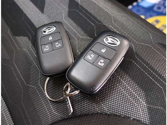 ダイハツ タント ６６０ ファンクロスターボ R4年 (関東) 99