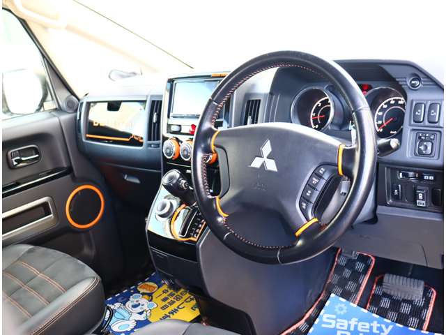 三菱 デリカ　Ｄ：５ ２．２ アクティブギア ディーゼルターボ ４ＷＤ H30年 (関東) 99