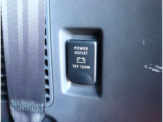 三菱 デリカ　Ｄ：５ ２．２ アクティブギア ディーゼルターボ ４ＷＤ H30年 (関東) 99