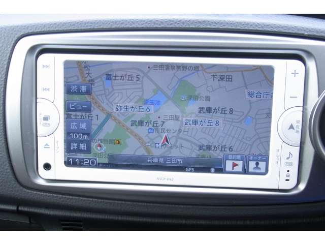 トヨタ ヴィッツ １．３ Ｆ スマイルエディション H25年 (近畿) 99