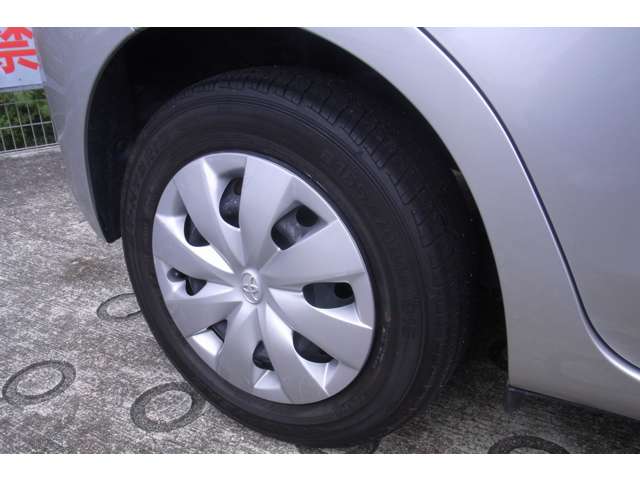 トヨタ ヴィッツ １．３ Ｆ スマイルエディション H25年 (近畿) 99