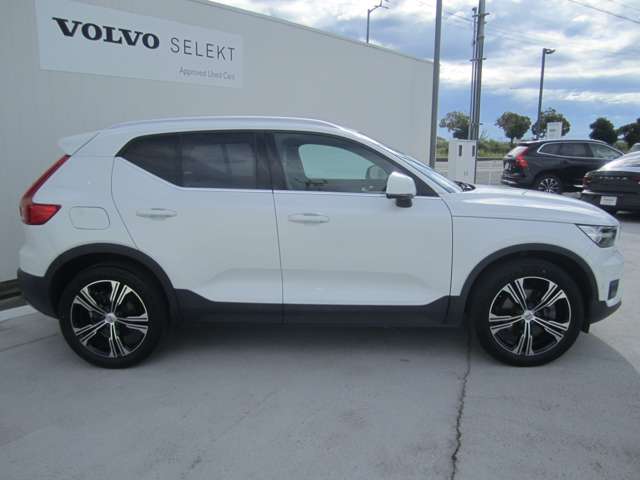 ボルボ ＸＣ４０ Ｂ４ ＡＷＤ インスクリプション ４ＷＤ R2年 (四国) 99