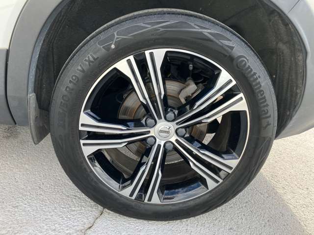 ボルボ ＸＣ４０ Ｂ４ ＡＷＤ インスクリプション ４ＷＤ R2年 (四国) 99