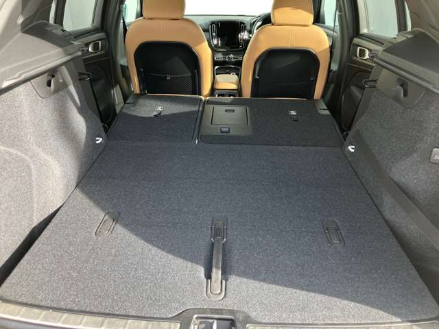 ボルボ ＸＣ４０ Ｂ４ ＡＷＤ インスクリプション ４ＷＤ R2年 (四国) 99