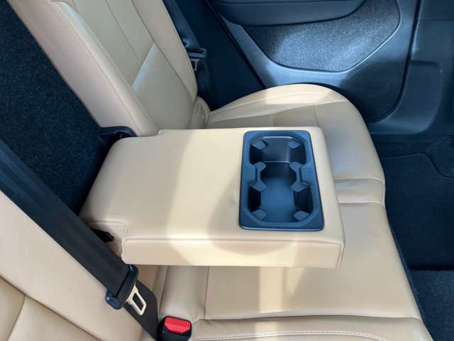 ボルボ ＸＣ４０ Ｂ４ ＡＷＤ インスクリプション ４ＷＤ R2年 (四国) 99