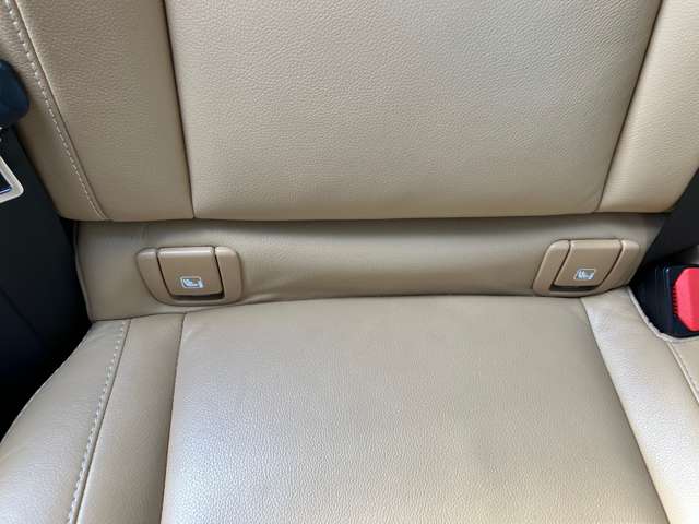 ボルボ ＸＣ４０ Ｂ４ ＡＷＤ インスクリプション ４ＷＤ R2年 (四国) 99