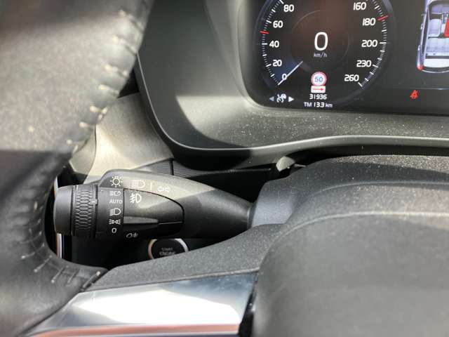 ボルボ ＸＣ４０ Ｂ４ ＡＷＤ インスクリプション ４ＷＤ R2年 (四国) 99