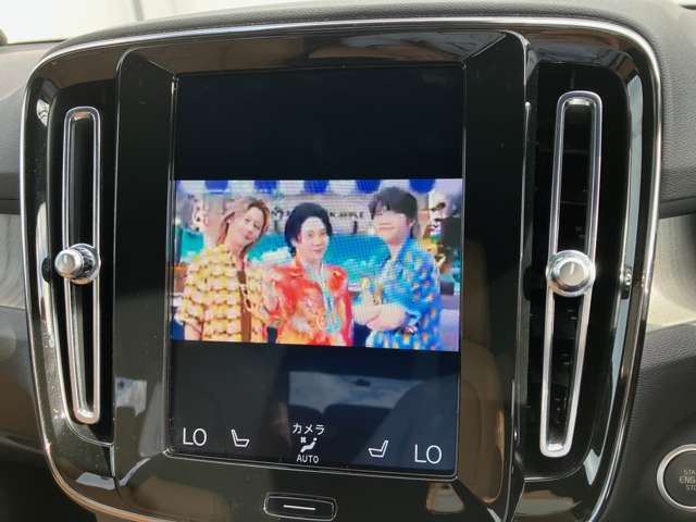 ボルボ ＸＣ４０ Ｂ４ ＡＷＤ インスクリプション ４ＷＤ R2年 (四国) 99