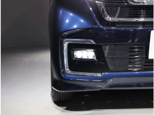 ホンダ Ｎ　ＢＯＸ カスタム ６６０ Ｌ R3年 (関東) 99