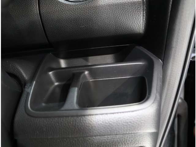 ホンダ Ｎ　ＢＯＸ カスタム ６６０ Ｌ R3年 (関東) 99