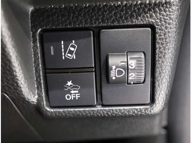 ホンダ Ｎ　ＢＯＸ カスタム ６６０ Ｌ R3年 (関東) 99