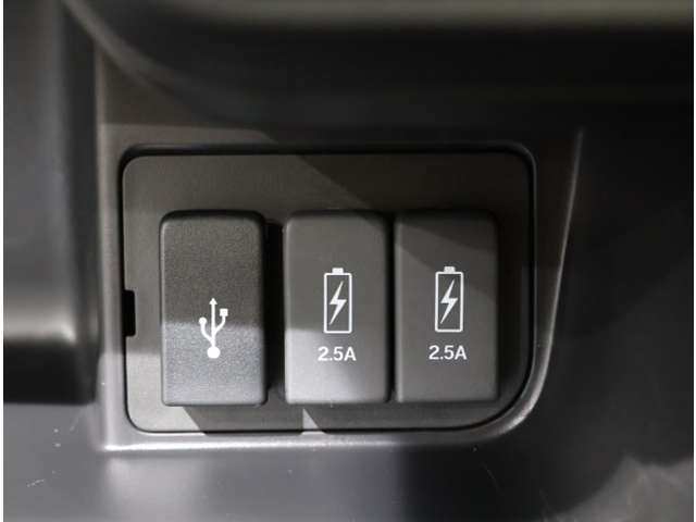 ホンダ Ｎ　ＢＯＸ カスタム ６６０ Ｌ R3年 (関東) 99