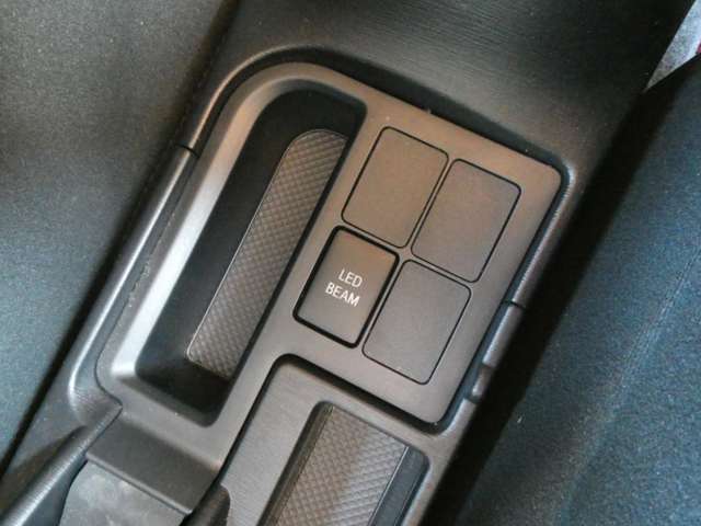 トヨタ ヴィッツ １．５ ＲＳ Ｇ'Ｓ H25年 (関東) 99