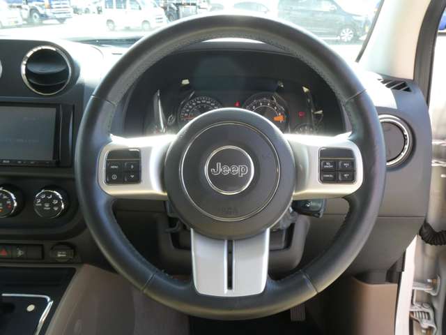ジープ コンパス アルティチュード　スポーツ H26年 (関東) 99