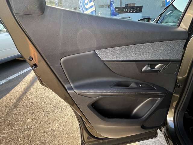 プジョー ３００８ ＧＴライン ブルーＨＤＩ ディーゼルターボ R2年 (東北) 99