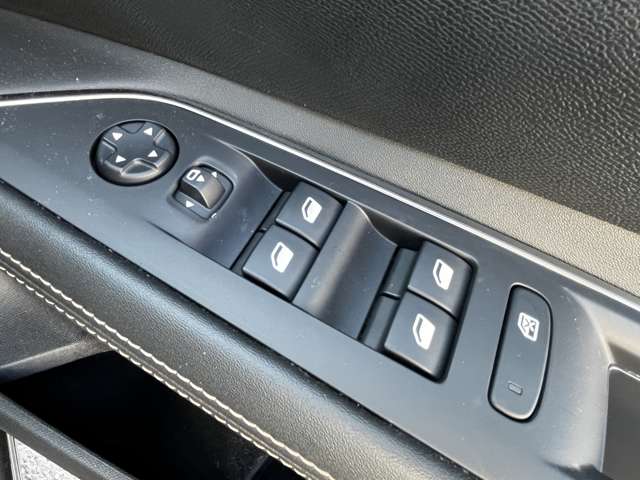 プジョー ３００８ ＧＴライン ブルーＨＤＩ ディーゼルターボ R2年 (東北) 99