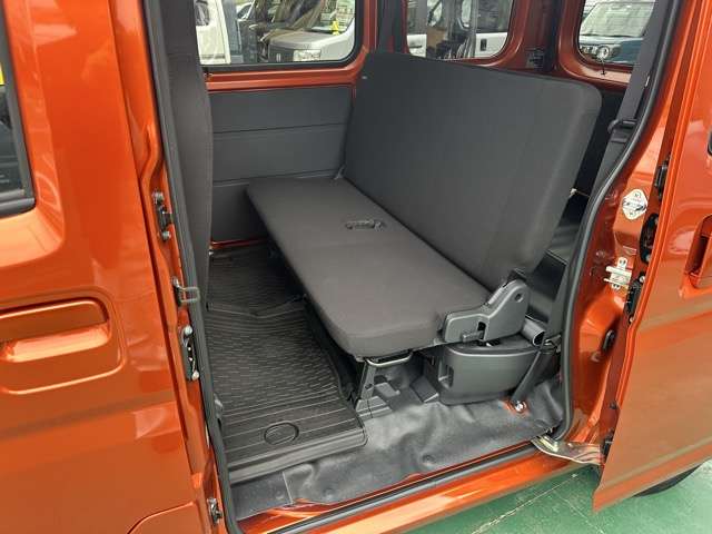 ダイハツ ハイゼットカーゴ ６６０ デラックス ４ＷＤ R6年 (東海) 99